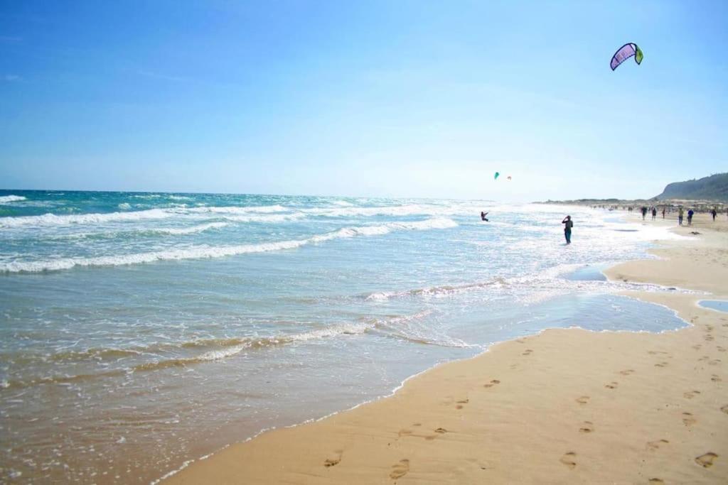 Nova Beach Super Cool Seaview Apartment ซานตาโปลา ภายนอก รูปภาพ
